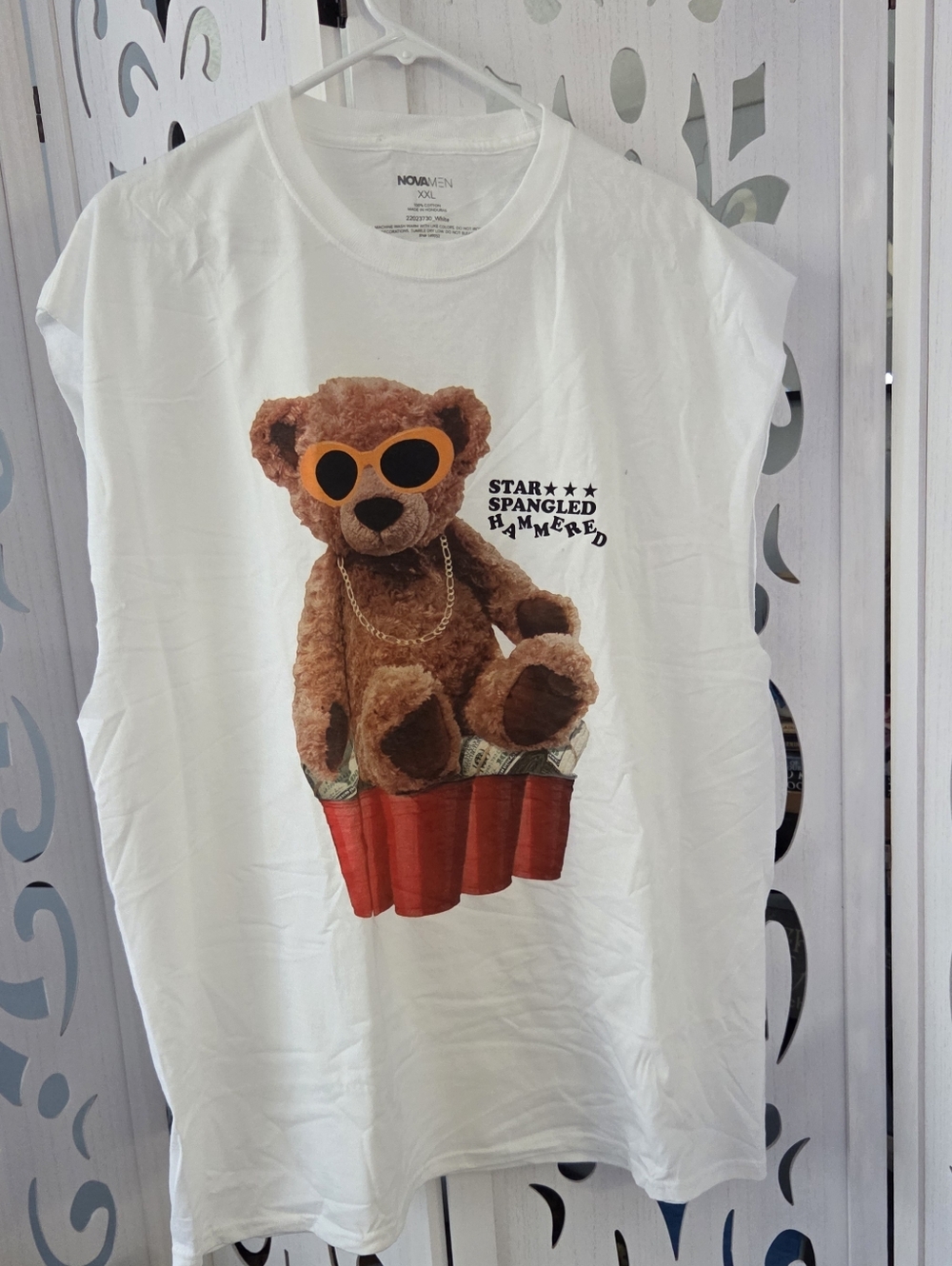 Nova Men Graphic Sleeveless Tee White XXL Bear Sunglasses Shirt NWOT
